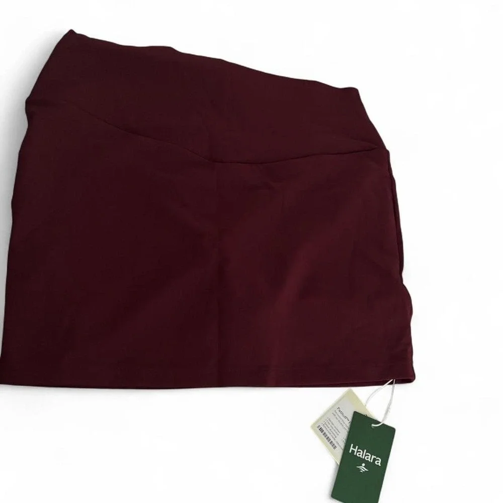 Halara burgundy active skort in size XL